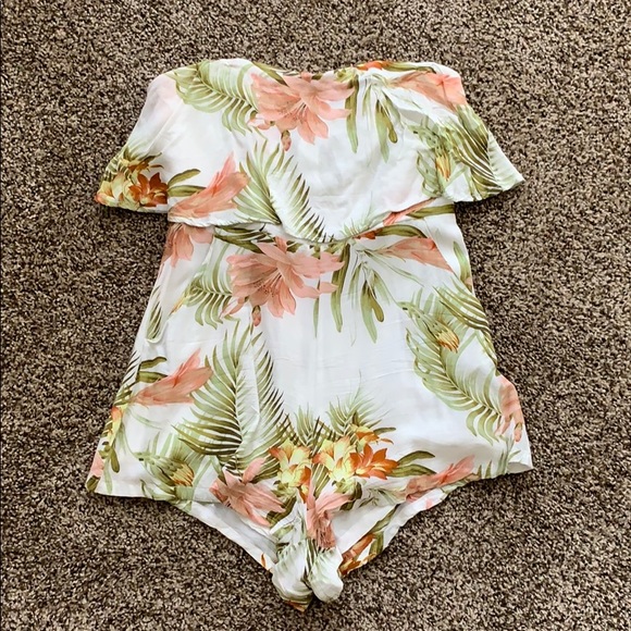 Floral Romper - Picture 6 of 8